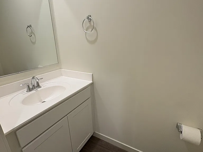 2264 W Laurie Ln — Photo 5