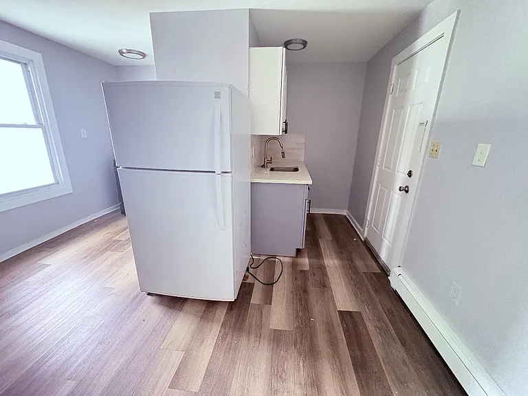 95 Butler St #2 — Photo 2