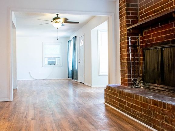 2nd image of 703 E Monahans St