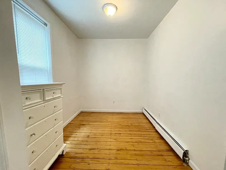 52 Delle Ave #2F — Photo 9