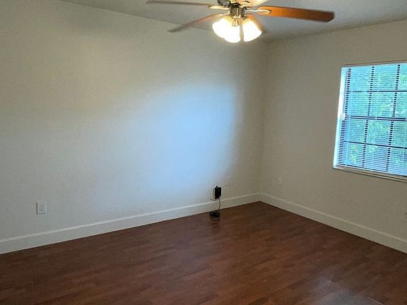 4th image of 2126 W Grace St