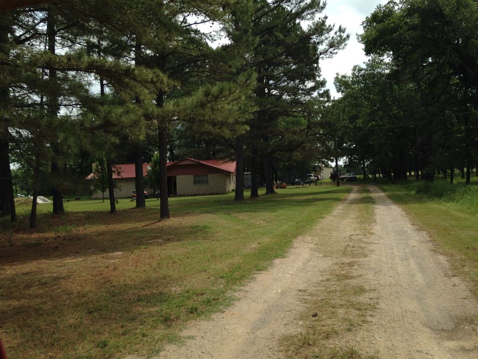 1st image of 725 S Briarwood Ln