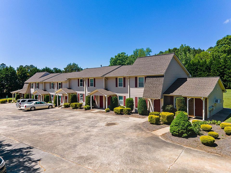 1st image of 76 Evergreen Ln Unit 25