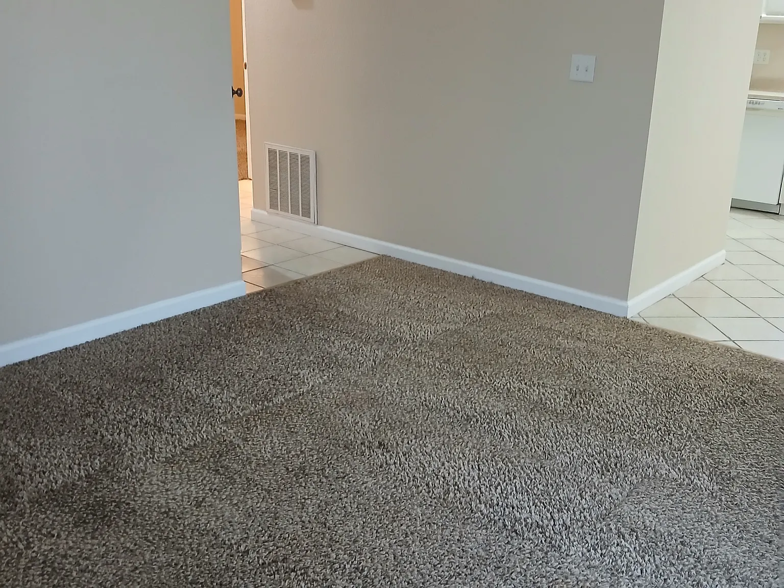 1100 Briarwood Rd - 4 — Photo 2