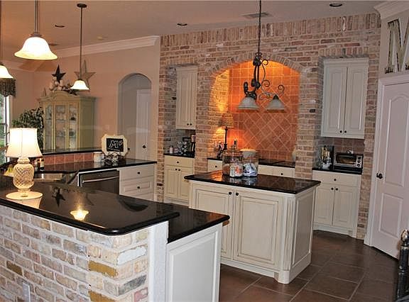5th image of 505 Woodland Park