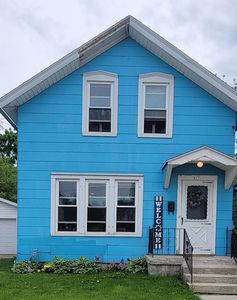 617 Chicago St, Manitowoc, WI, 54220