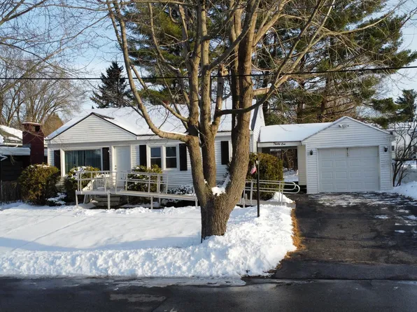 31 Arkwright Avenue, Lewiston, ME 04240