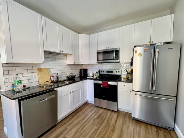 8 Royce Rd APT 1, Boston, MA 02134