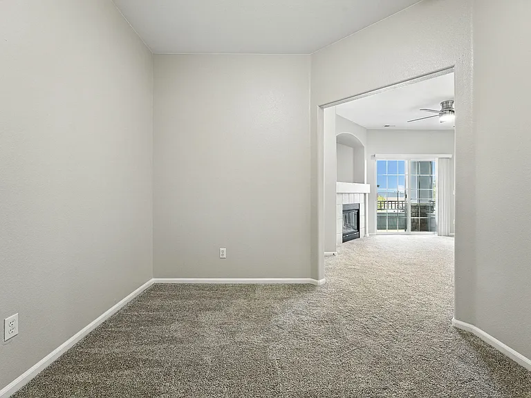 5255 Memphis St #312 — Photo 24