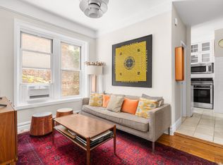 261 W 22nd St APT 4, New York, NY