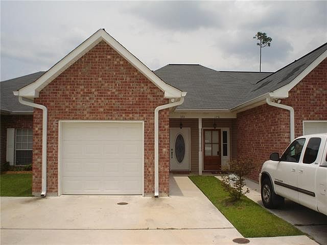 1st image of 180 Emerald Pines Ct