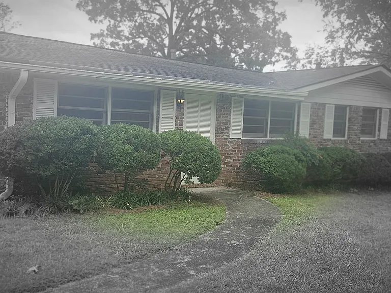 2235 Dresden Dr NE — Photo 16
