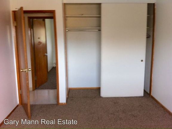 5th image of 208 Beale Ave
