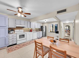 138 S Cypress Road #214, Pompano Beach, FL 33060