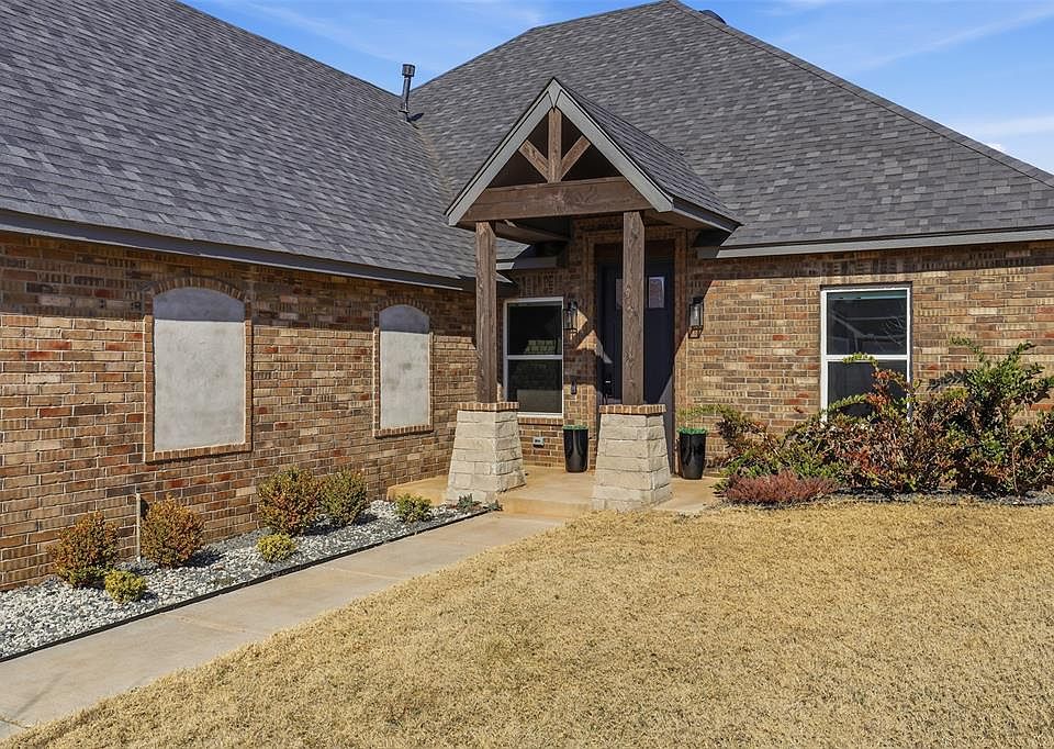 9341 SW 43rd St, Oklahoma City, OK 73179 | MLS #1214229 | Zillow