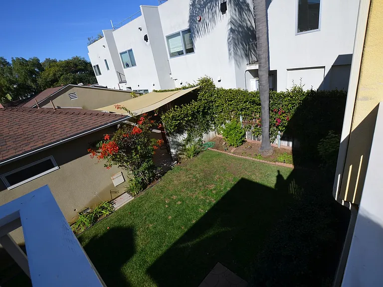 711 G Ave — Photo 13