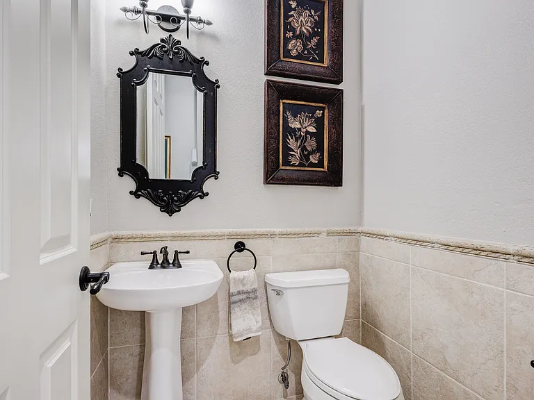 2045 Mason Dr — Photo 9