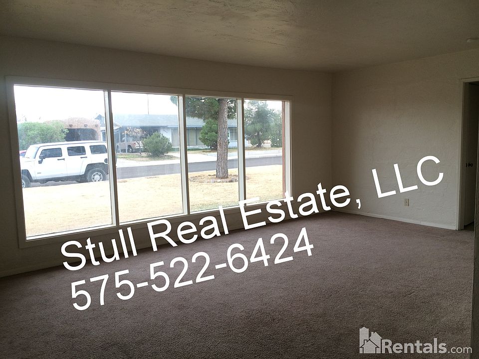 2nd image of 1030 Circle Dr