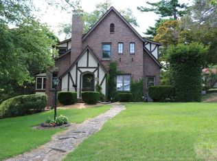 20 Cascade Ter, Burlington, IA 52601