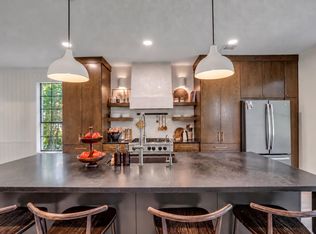 748 Forest Lane Dr, Conroe, TX 77302