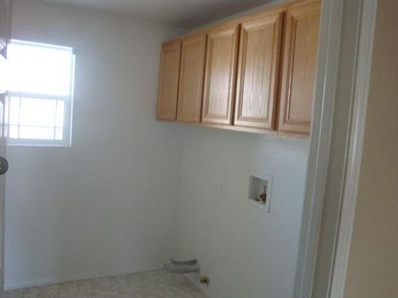 5th image of 16139 Meadowmeer Ln