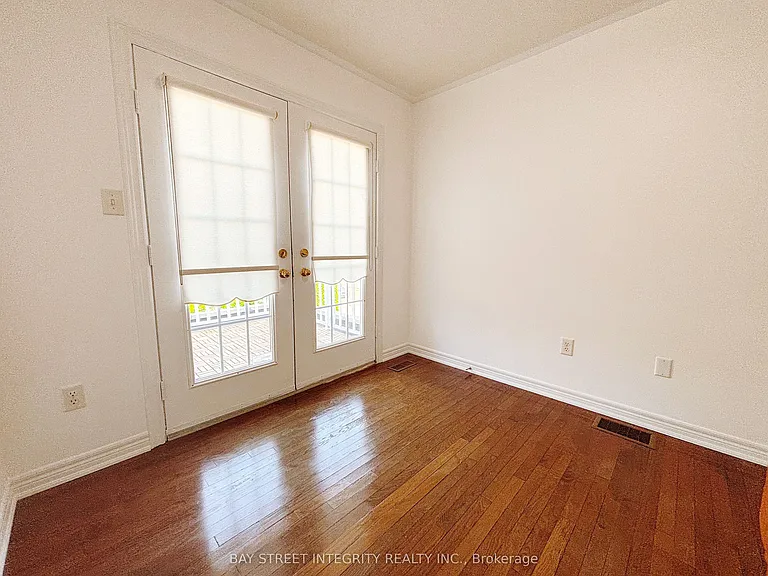 68 Forestwood St — Photo 11
