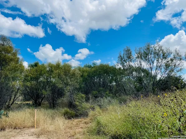 14337 N Interstate 35 LOT 5, Moore, TX 78057