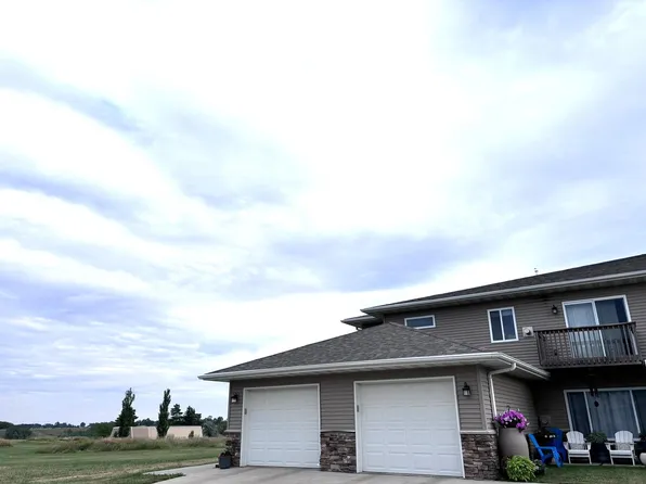 15 43rd Ave SW Suite 10, Minot, ND 58701