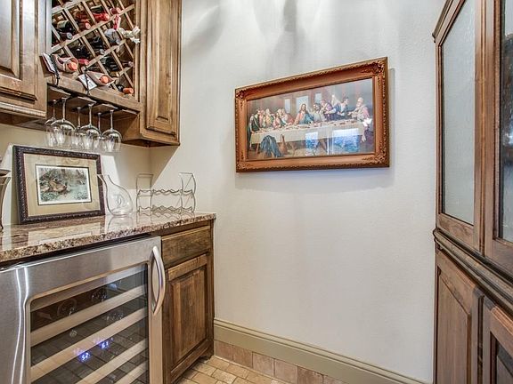 5th image of 4004 Lomita Ln