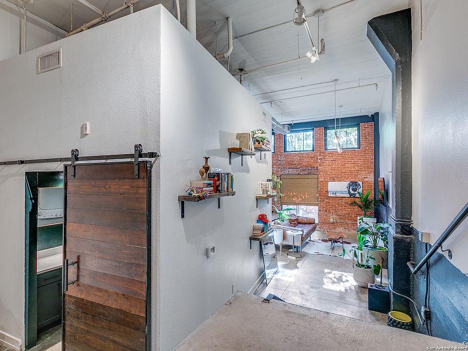 1st image of 1401 S Flores #112