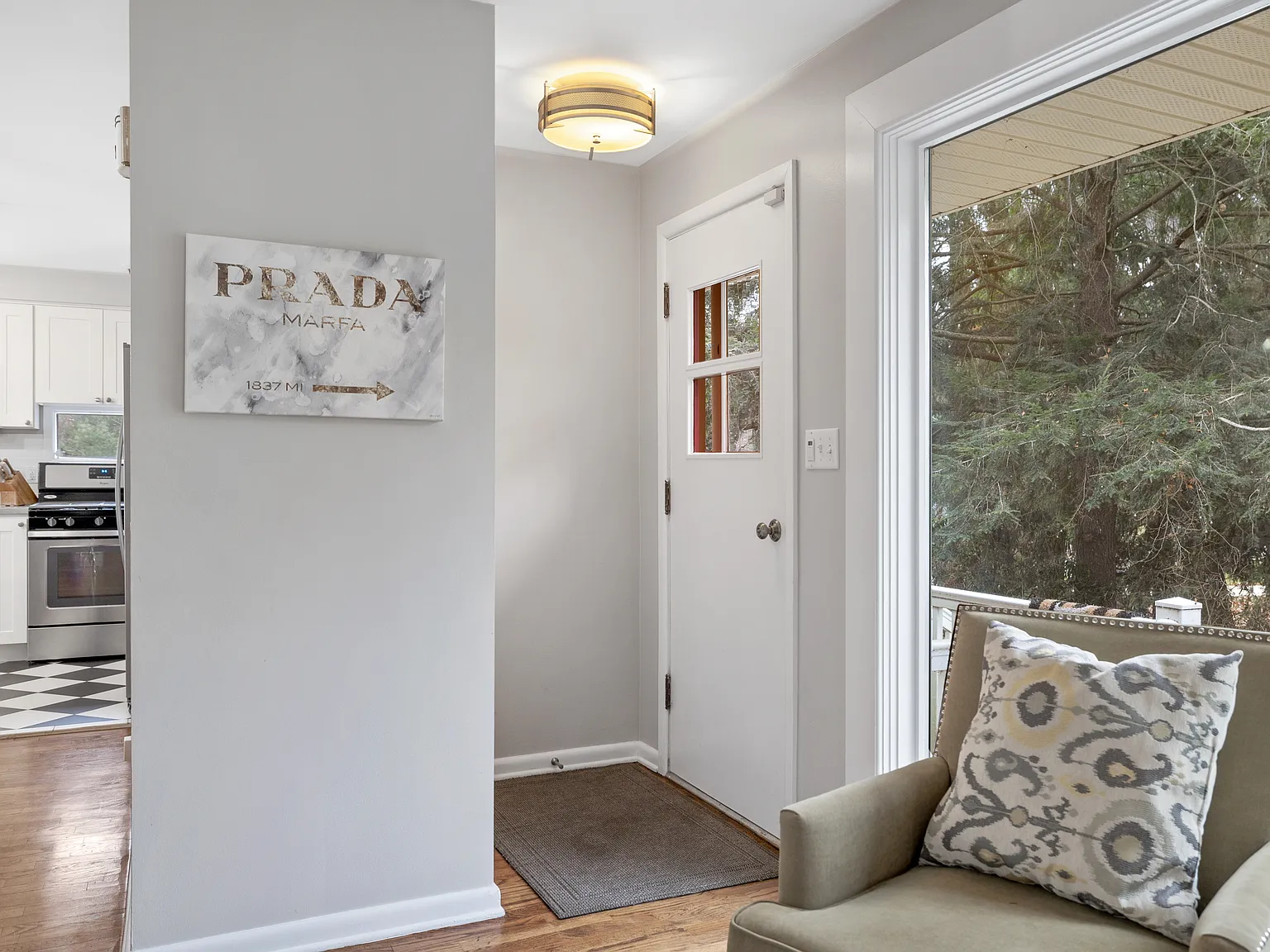 3 bed, $3,360 — Photo 2