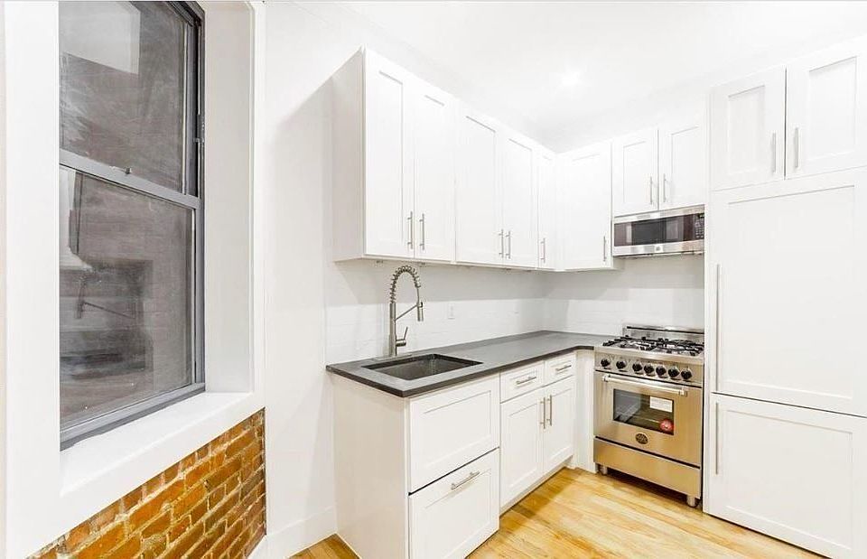 2nd image of 512 E 81st St #1WW