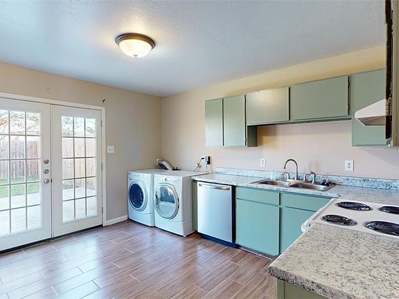 5th image of 3325 Lodgepole Cir