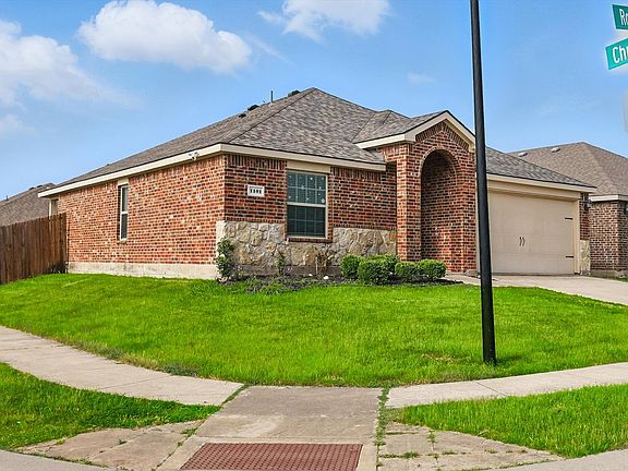 2nd image of 1101 Roman Dr
