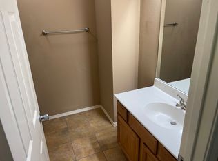 2320 W Skyler Dr #2324, Fayetteville, AR 72703