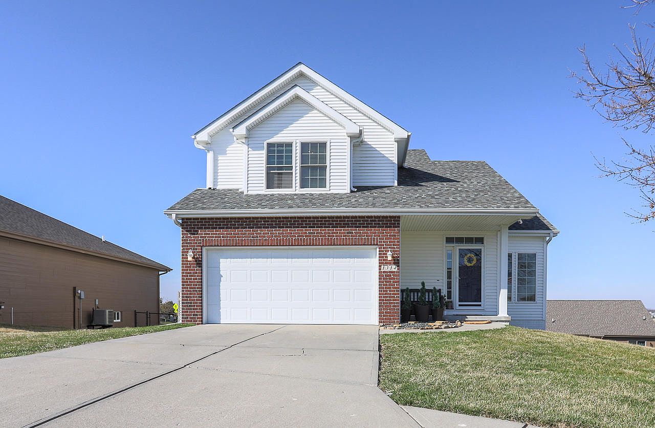1314 Rowe Cir, Council Bluffs, IA 51503 Zillow