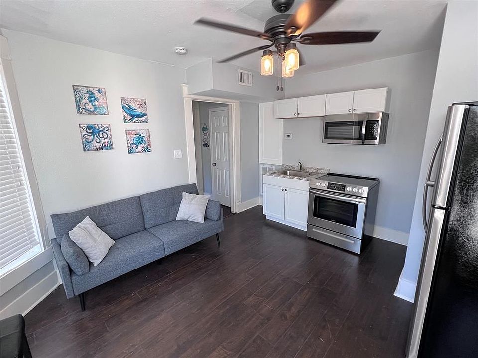 1st image of 1012 Broadway St #2