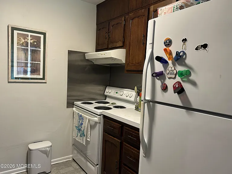 1211D Shetland Dr — Photo 8