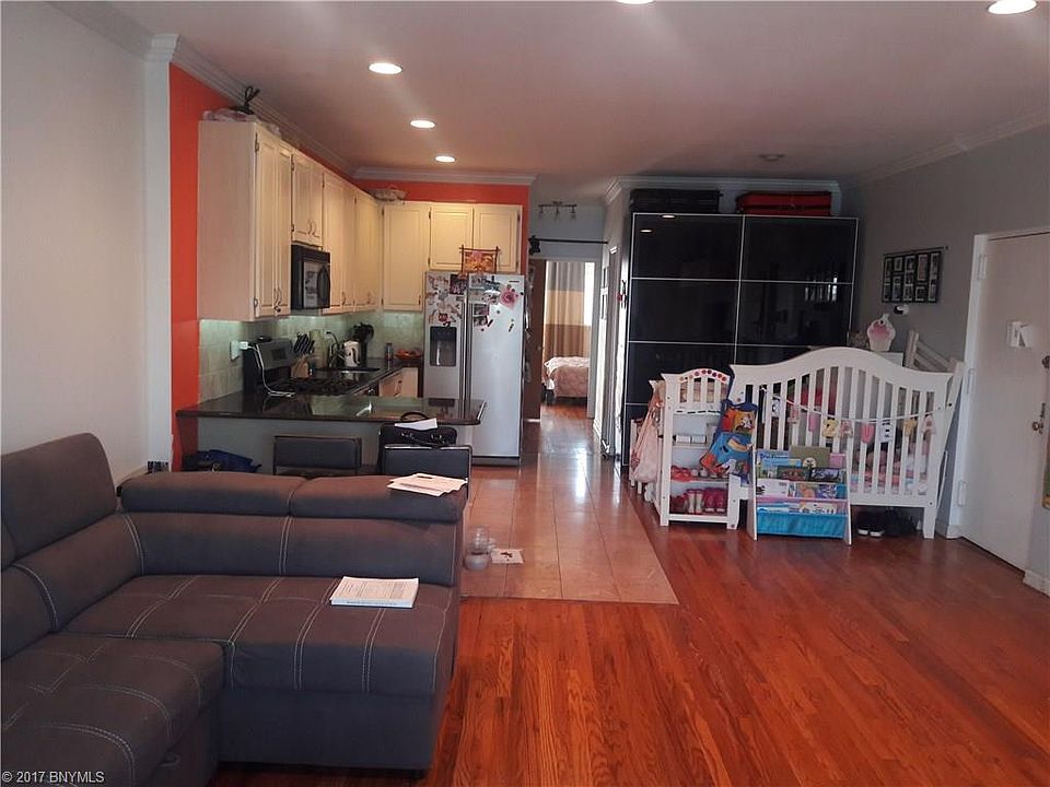 2nd image of 2803 Batchelder St #2