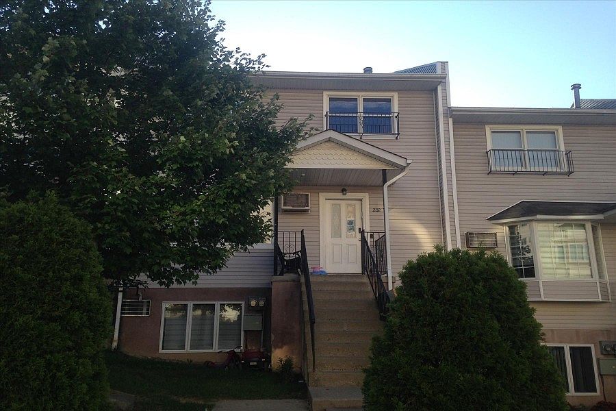 1st image of 2 Preshburg Blvd Unit 202