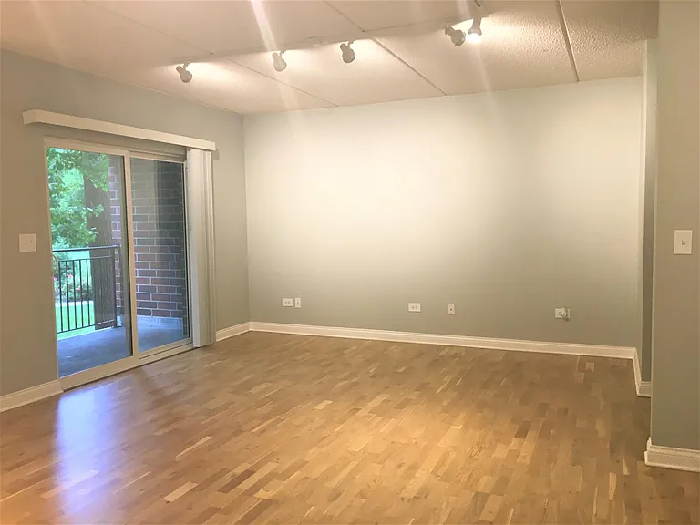 3400 N Old Arlington Heights Rd #202 — Photo 3