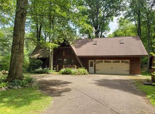 150 Lone Pine Way, Slippery Rock, PA 16057
