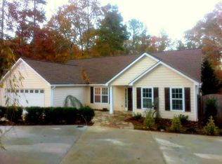 22 Maddox Rd, Acworth, GA 30102