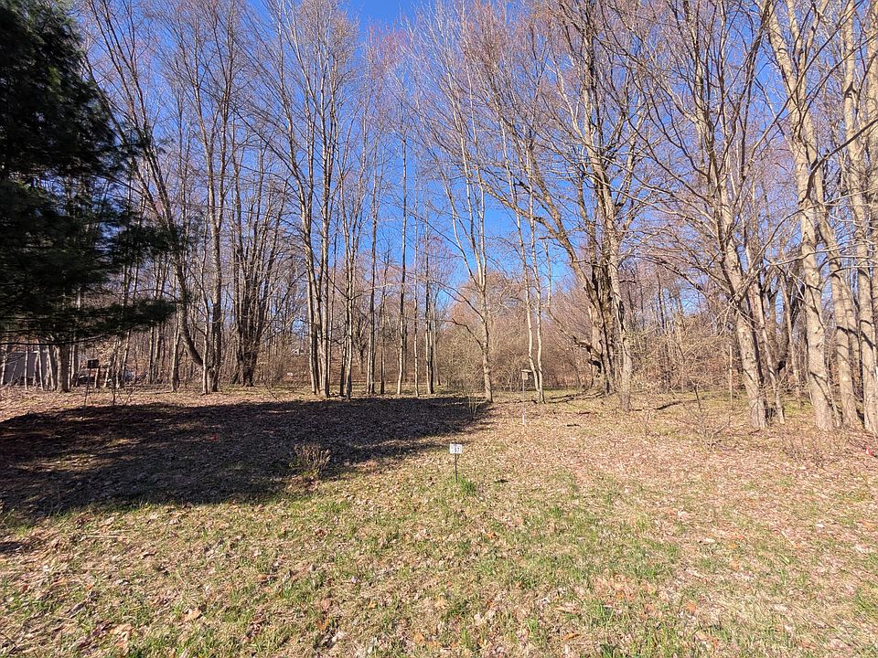 1st image of 6465 Fox Den Rd #197