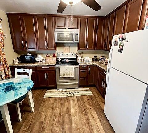 4th image of 2032 Turner Dr
