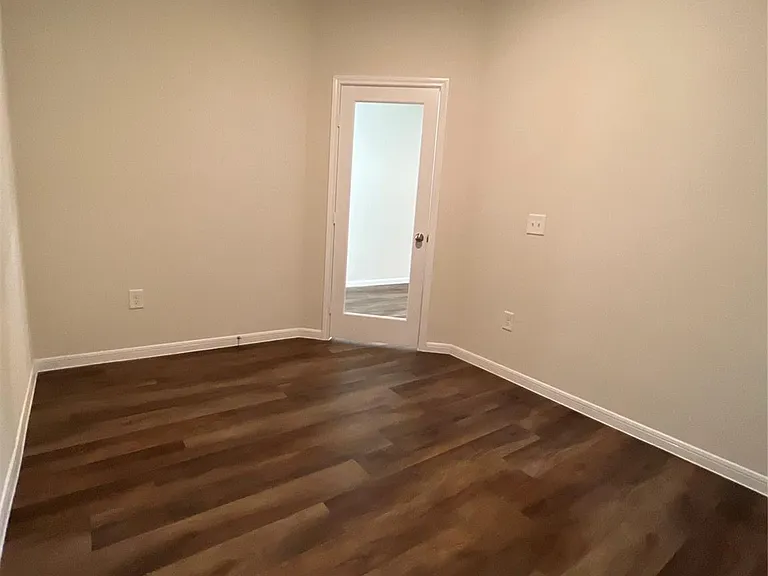4410 Rushing Ridge Ct — Photo 18