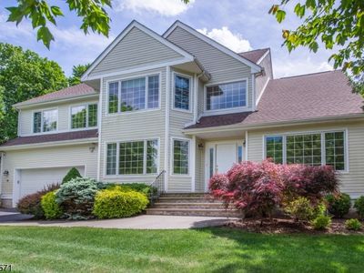 46 Ridge Dr, Montville, NJ, 07045