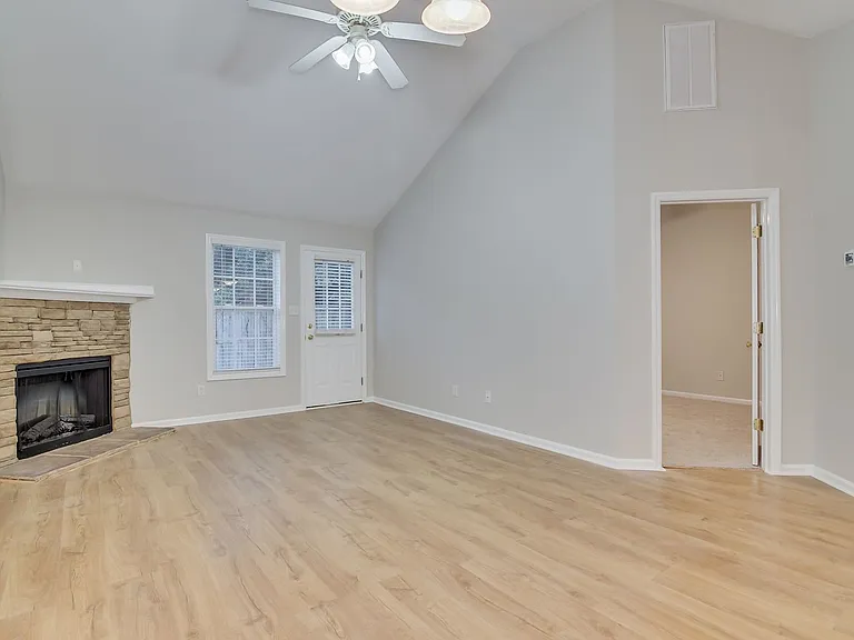 418 Northrop Pl — Photo 12