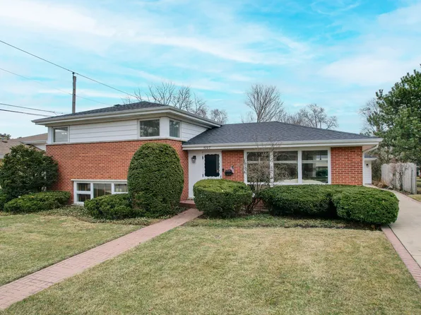 9207 Menard Ave, Morton Grove, IL 60053