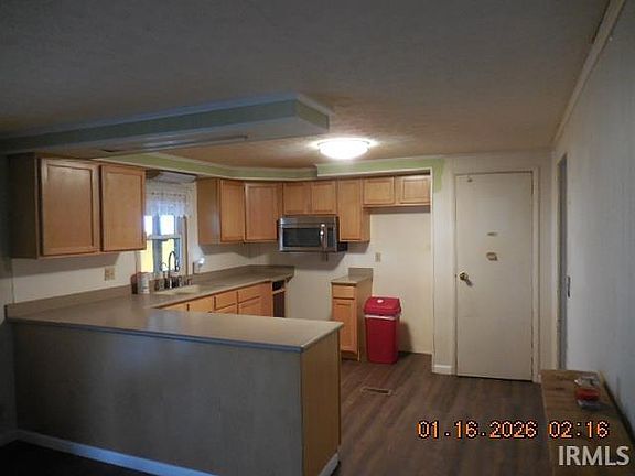 3rd image of 10508 N Meridian Rd